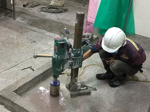 Khoan Cắt Bê Tông Cẩm Mỹ 1