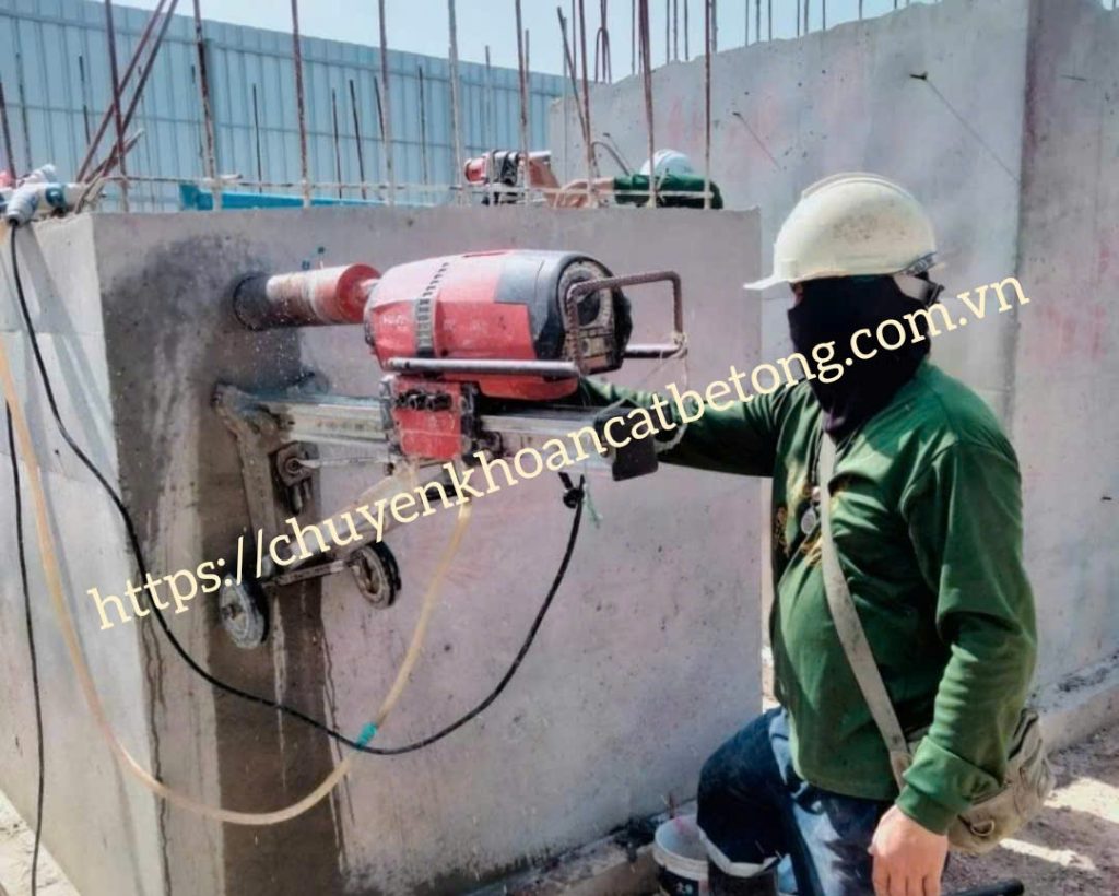 Khoan rút lõi bê tông quận 10 thi công chuyên nghiệp