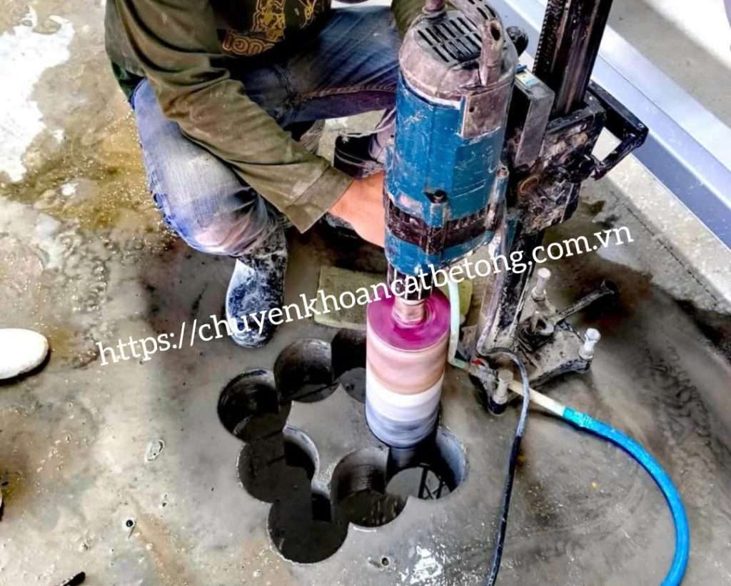 Khoan rút lõi bê tông Quận 3 dịch vụ chuyên nghiệp