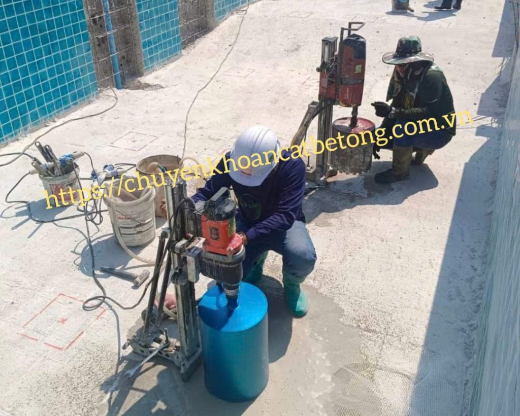 Khoan rút lõi bê tông tại Quận 3 thi công nhanh chóng, giá rẻ
