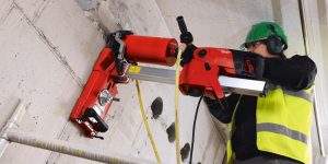 Thiết bị tiên tiến và nhân viên có tay nghề cao
